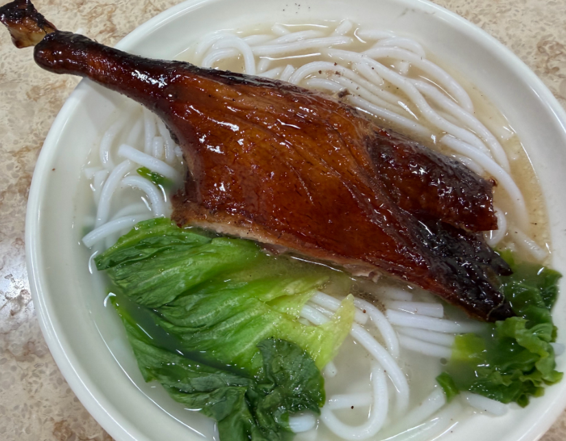 东莞吃早餐，可能只有东莞烧鹅不属于工业品了